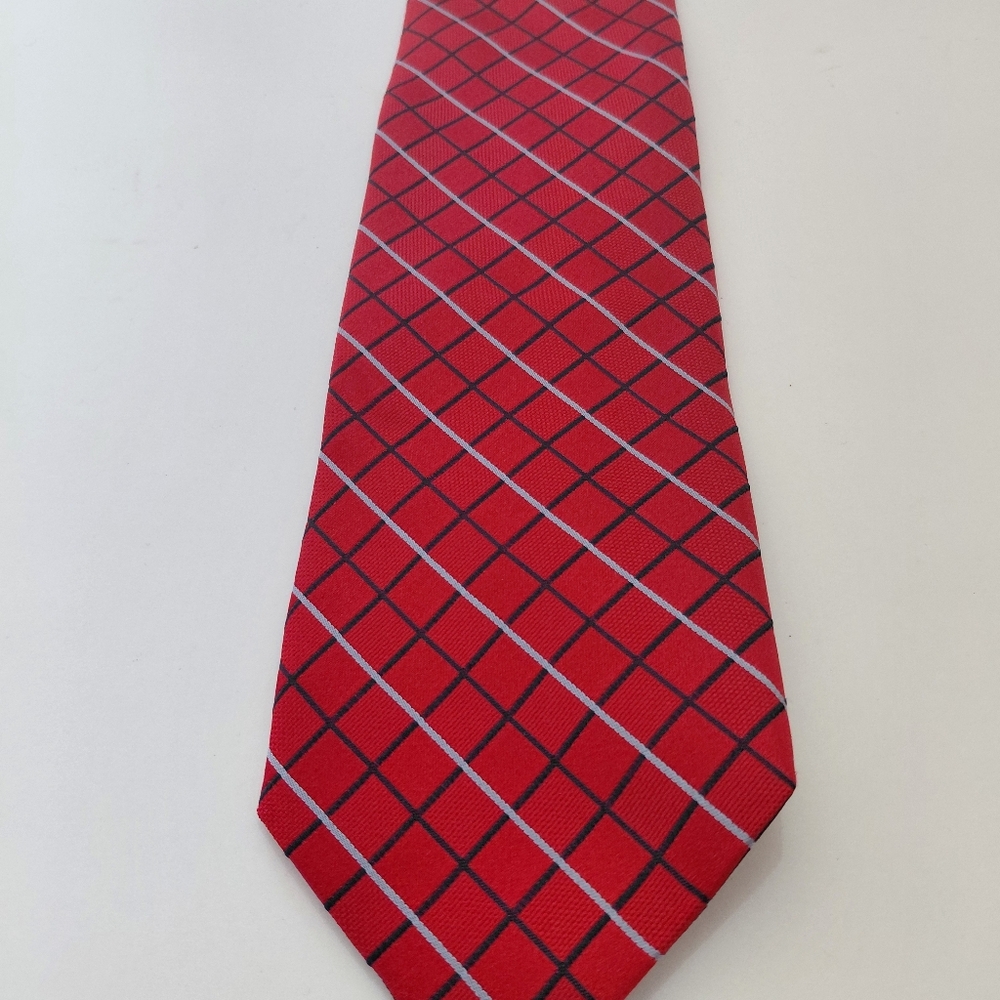 Izod Red Tie 100% Silk